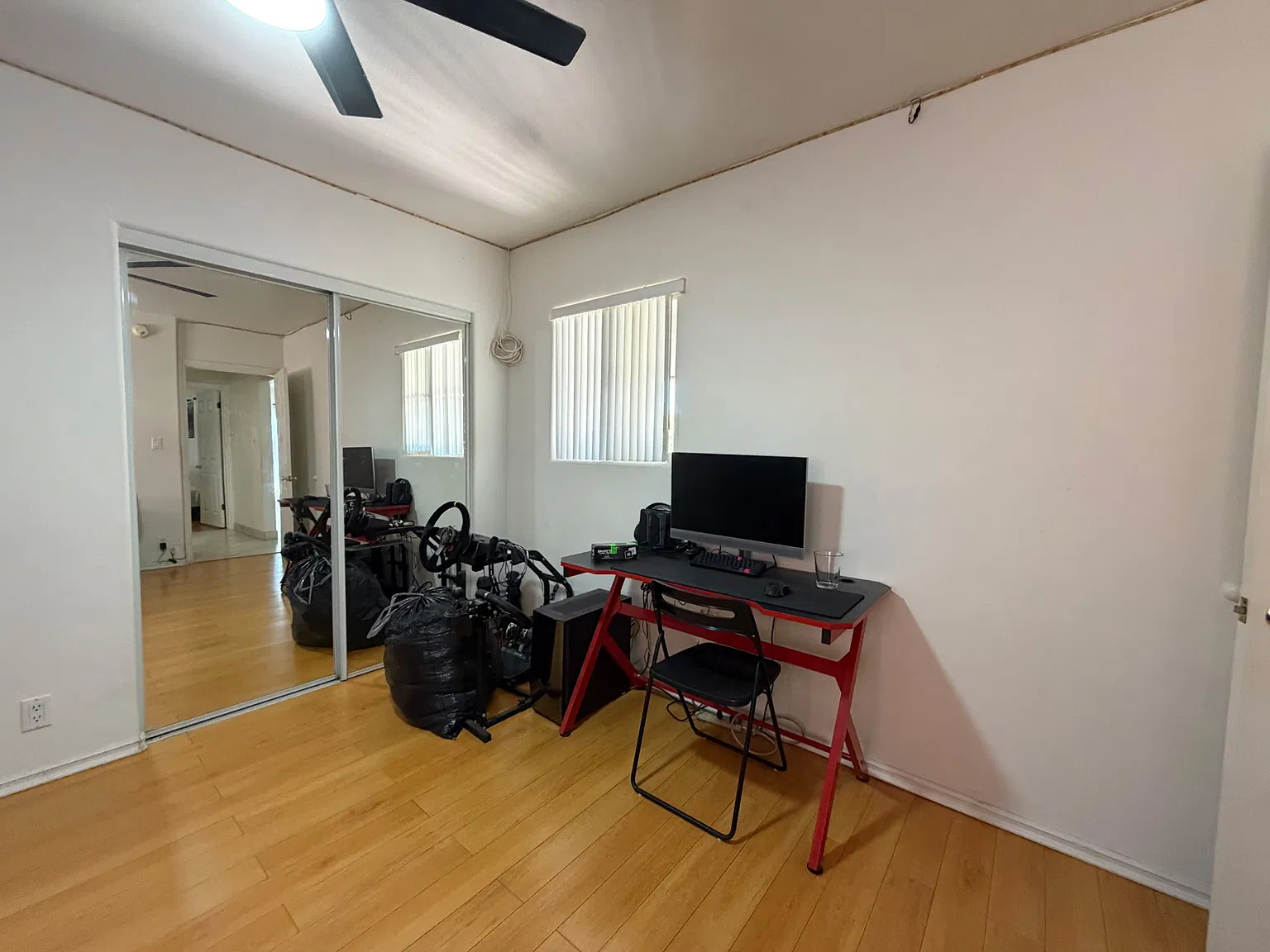 3 bed, 1750 sqft, $4,800 — Photo 2