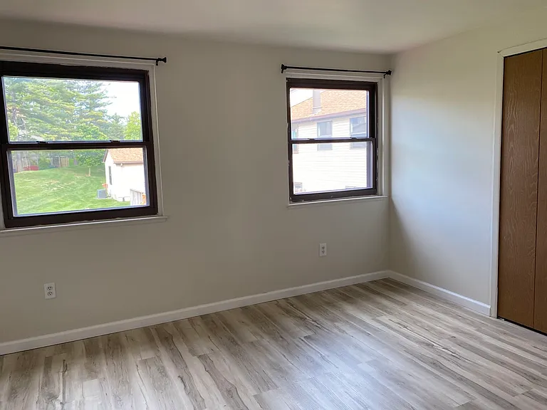 3015 Debra Ct — Photo 15