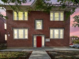 5803 S Kingshighway Blvd