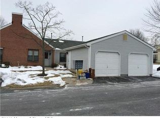 72 Whitehead Ln, East Brunswick, NJ 08816