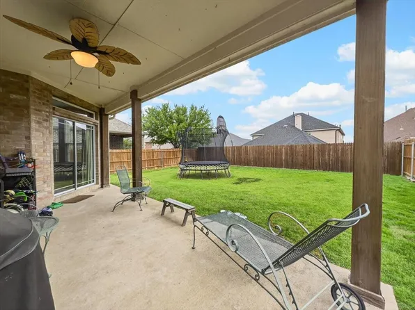 2679 Lake Ridge Dr, Little Elm, TX 75068