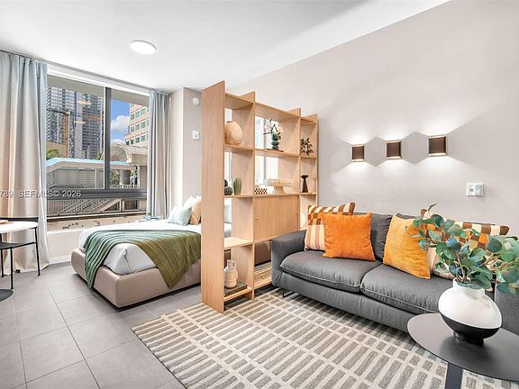 4th image of 121 NE 5th St Unit 304