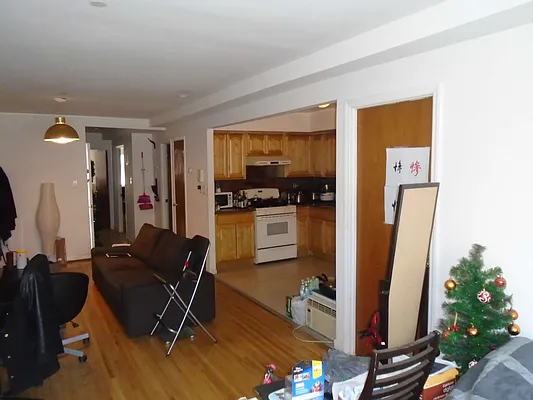 Rented by 18 REALTY | media 31