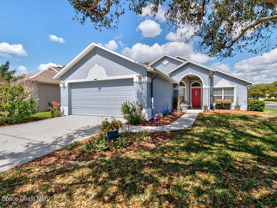 1st image of 2101 Chinaberry Cir SE