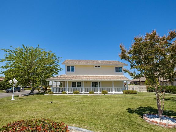 3rd image of 12631 Ashbrook Ct