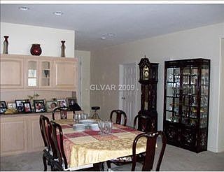 2nd image of 1813 E Hammer Ln