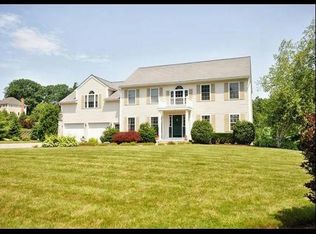 27 Wachusett St, Leominster, MA 01453