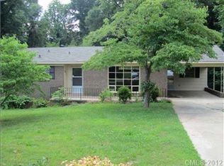 2038 Powerline Dr, Gastonia, NC 28054