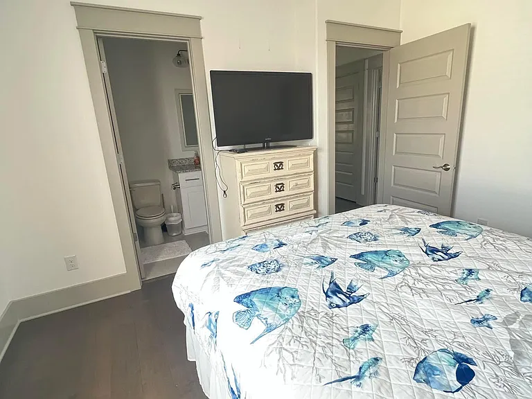 285 Gulfview Cir — Photo 40