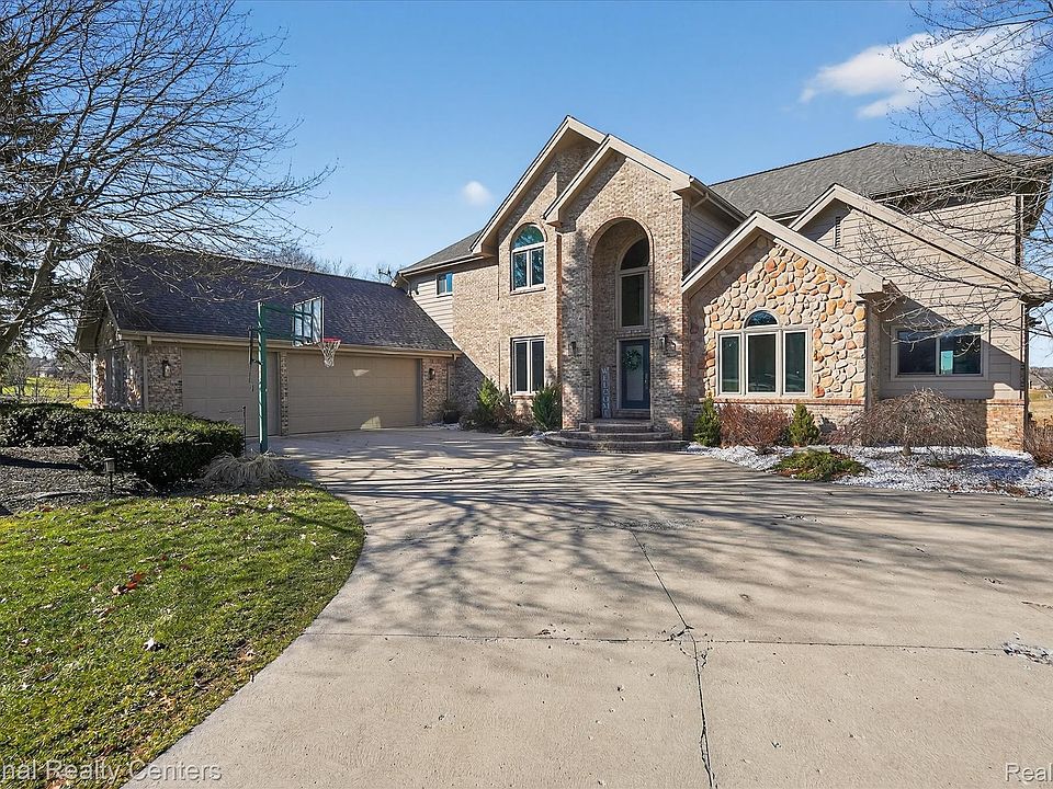 1st image of 1280 Glen Ct