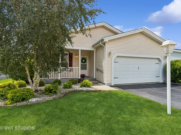 3203 Harness Ln, Grayslake, IL 60030