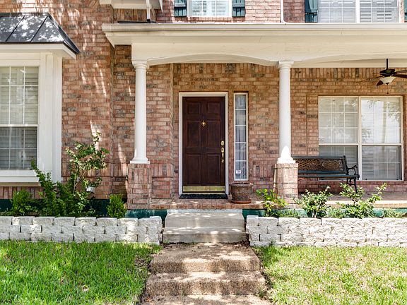 4th image of 501 Southridge Way