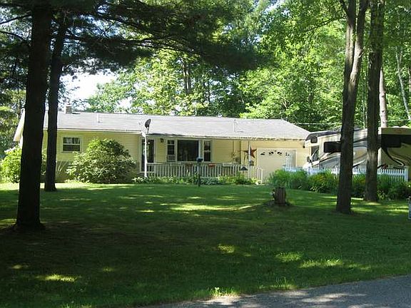 3rd image of N Branch Dr