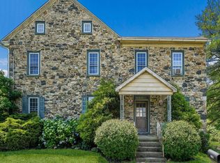 2186 Church View Rd, Coopersburg, PA 18036