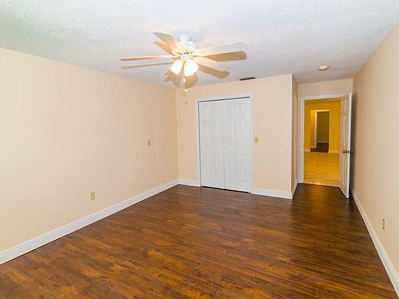 5th image of 2317 Kellie Ann Ct