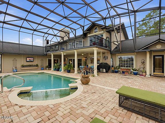 5th image of 10 Magnolia Ln #S