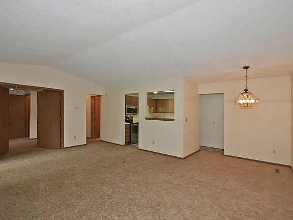 3rd image of 14910 18th Ave N