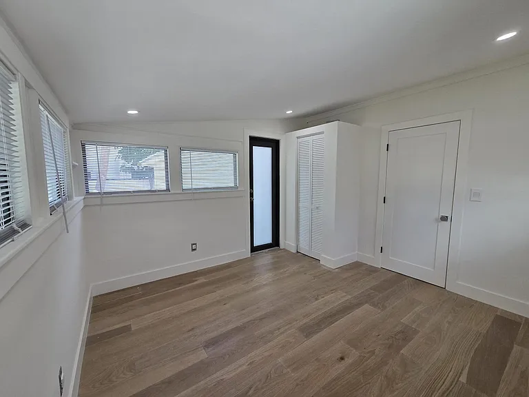 3809 S Olive Ave — Photo 14