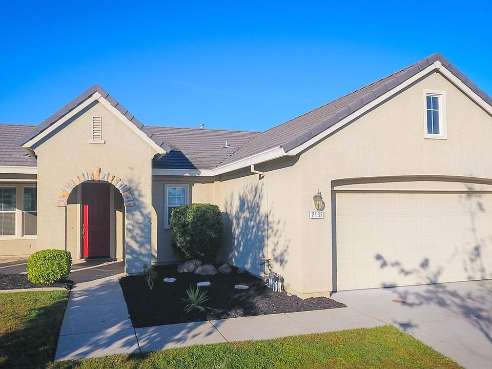 2nd image of 2192 Golden Gate Dr
