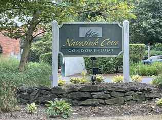 96 East Ave APT 26, Atlantic Highlands, NJ 07716
