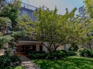2730 Central St, Evanston, IL 60201