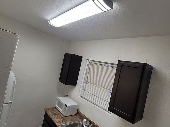 Resized_Resized_20230621_193040