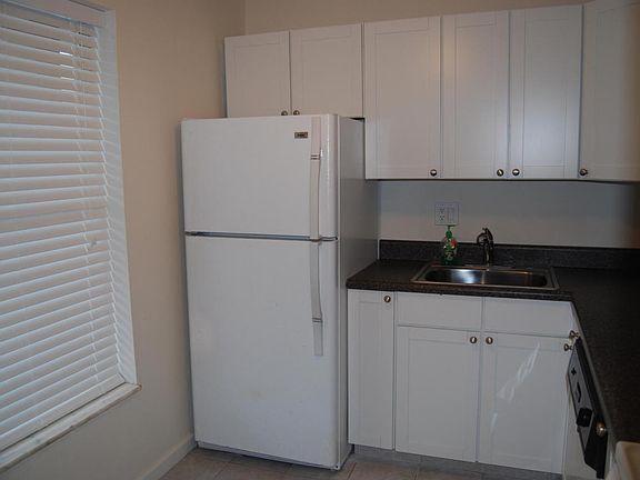 3rd image of 6020 NW 64th Ave APT 108