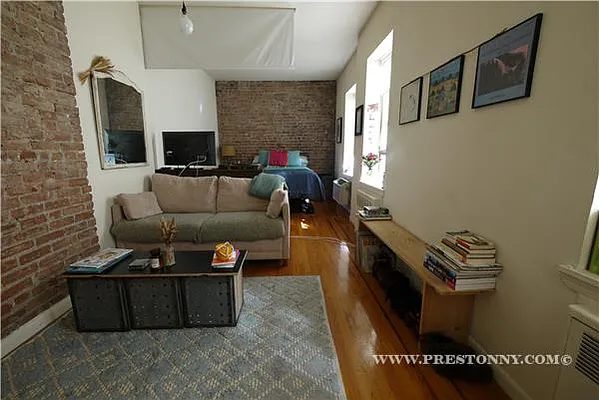 Rented by JM Preston Properties LLC | media 22