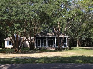 45088 Holley Hidden Hideaway Ln, Pearl River, LA 70452