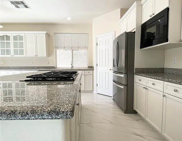 188 Tamarron Cliffs St — Photo 6