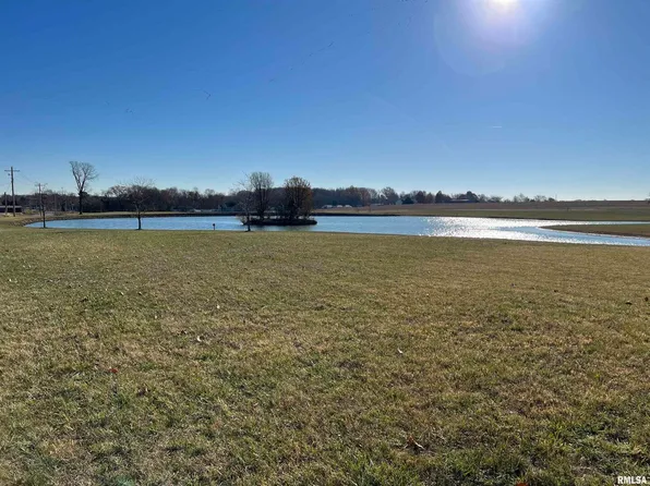 3700 Raleigh Chapel Rd, Eldorado, IL 62930