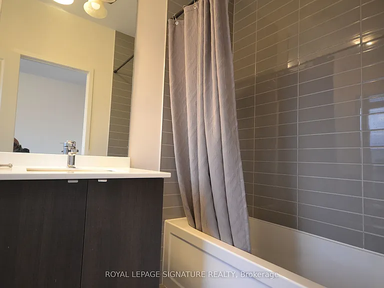 202 Huguenot Rd — Photo 11