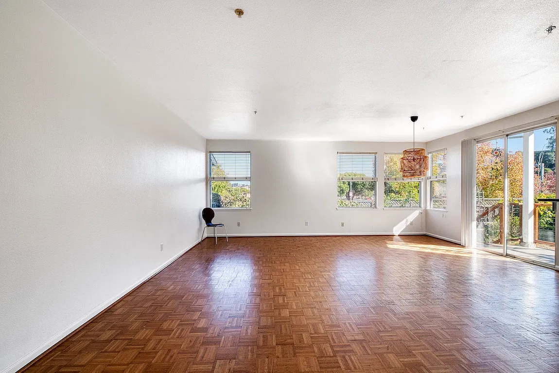 3 bed, 1631 sqft, $5,900 — Photo 4