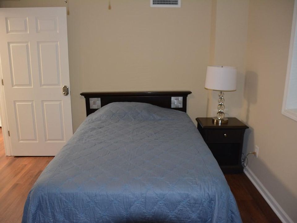 Bedroom 6, Downstairs