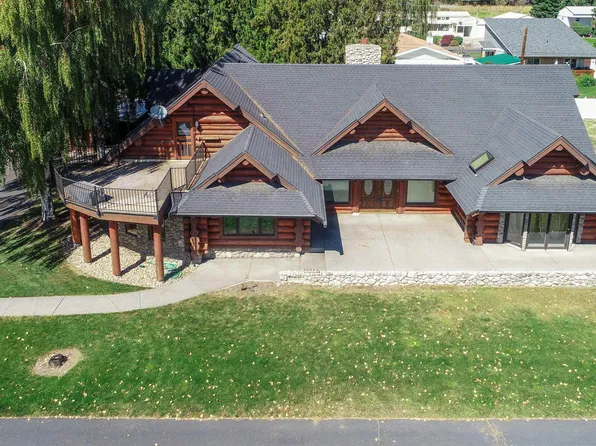 19012 W Pommier Rd, Spokane, WA 99004