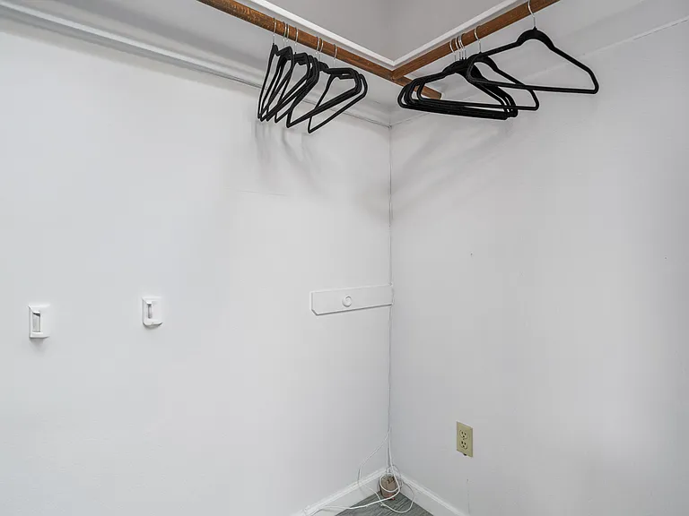 3717 E 2nd St #A — Photo 17