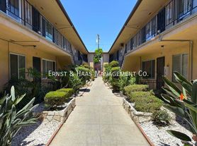 1331 E 7th St, Long Beach, CA