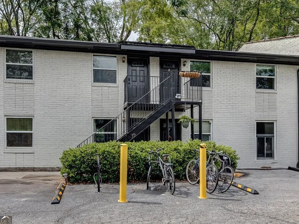 351 Cherokee Ave SE #6