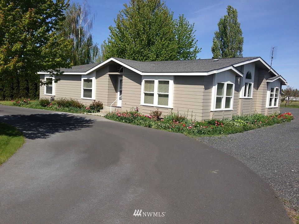 1st image of 11376 Thompson Place NE