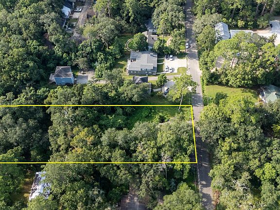 3rd image of 911 Buena Vista Dr