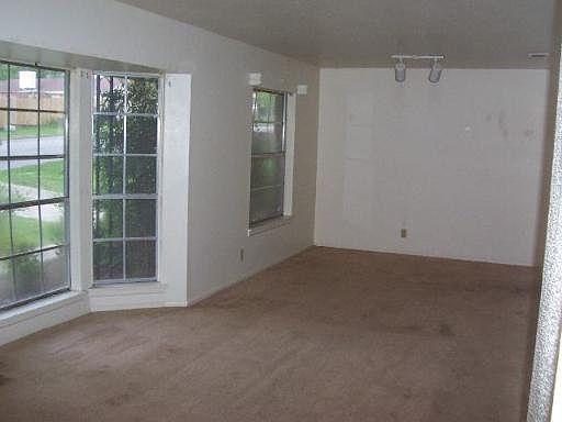 2nd image of 7741 LEAFY HOLLOW