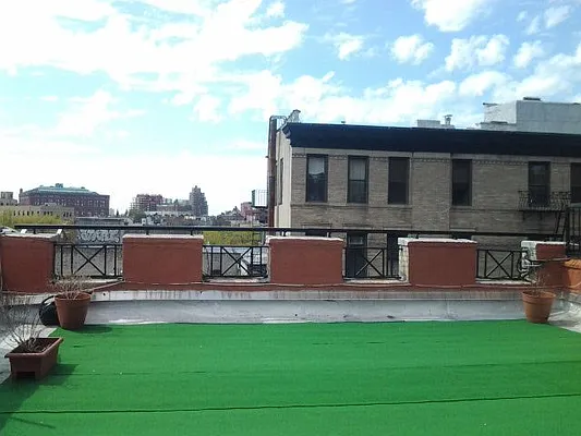 Rented by Majesty Management | media 28