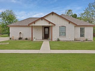 1123 W End St, Terrell, TX 75160