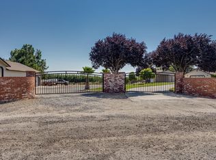 7555 Patterson Rd, Oakdale, CA 95361