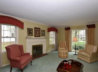 640 Rosedale Dr, Elm Grove, WI 53122