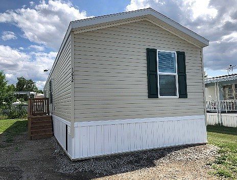 2nd image of 1272 Elaine Dr #155