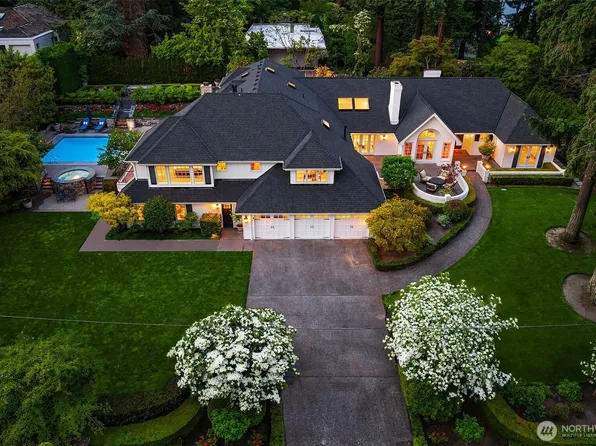 8826 NE 2nd Place, Medina, WA 98039