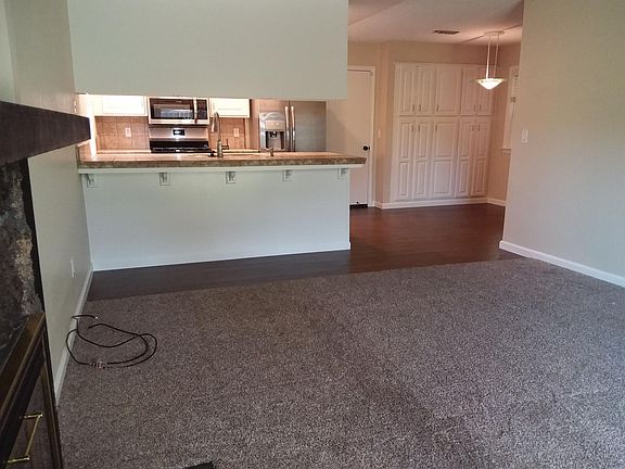 3rd image of 1205 Glenbrook Ave