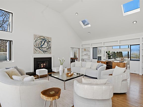 4th image of 1180 Greacen Point Road