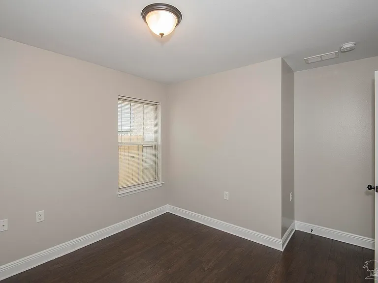 5785 Jade Moon Cir — Photo 11